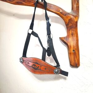 Full size Horse Bronc Halter, Leather noseband, Never used.